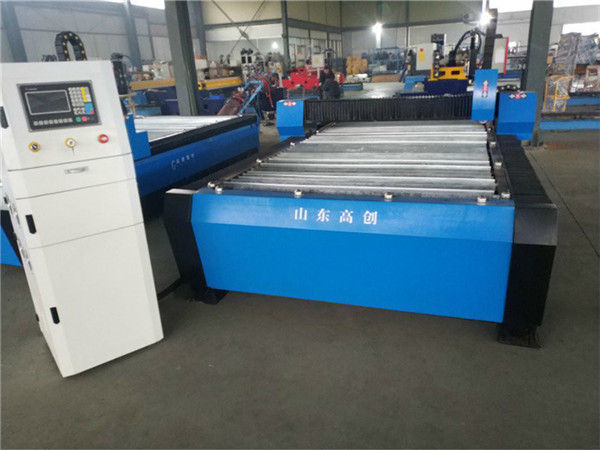 Piccola macchina da taglio al plasma CNC Jinan CE Profession 1325